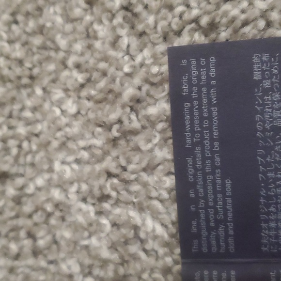 PRADA Bag - Picture 7 of 8